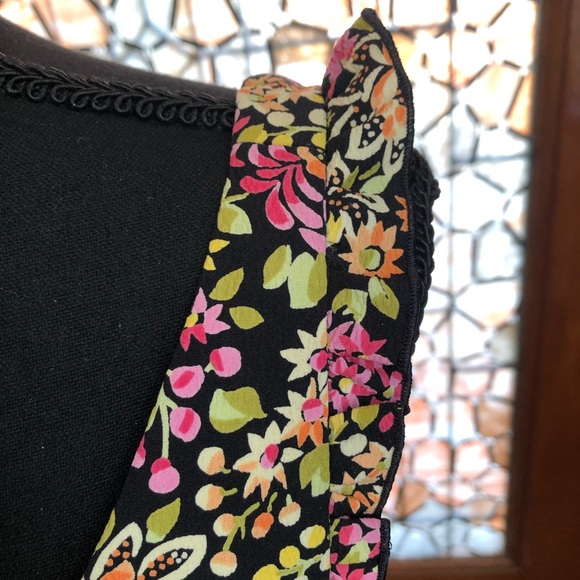 Beautiful Floral Dress - Picture 3 of 6